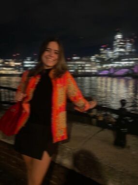 Meet your Posher, Juliana